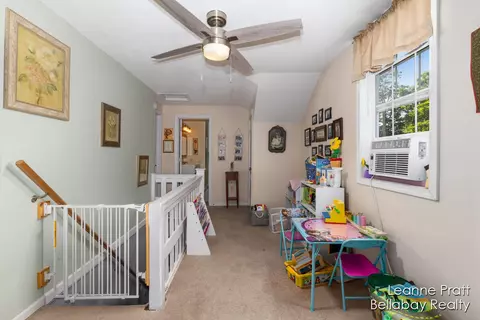 Entry Way - 401 E State, Hastings, MI 49058 photo 1 of 1