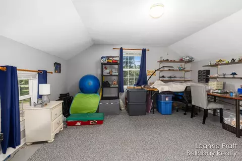 Bedroom - 401 E State, Hastings, MI 49058 photo 3 of 4