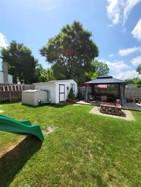 Exterior - 232 S Tabor, Lyons, MI 48851 photo 2 of 4