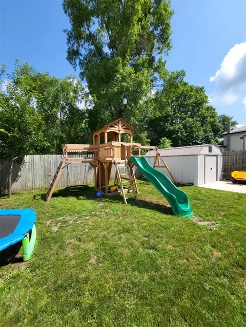 Exterior - 232 S Tabor, Lyons, MI 48851 photo 4 of 4