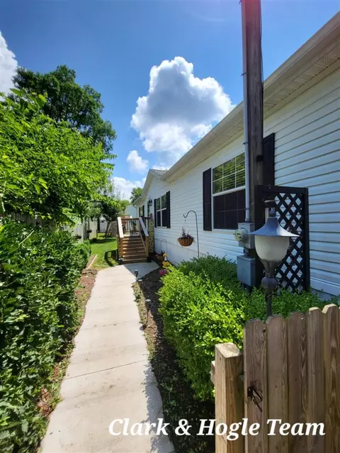 232 S Tabor, Lyons, MI 48851