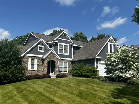 2829 S Saddle Rdg, Rockford, MI 49341