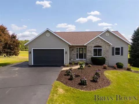 6449 Rockmeadows, Rockford, MI 49341