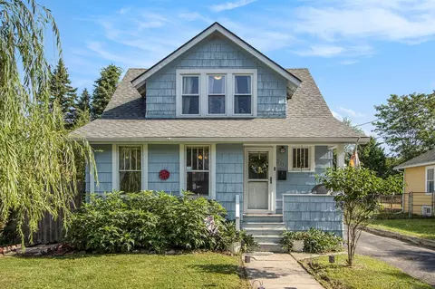 2136 Amherst, Kalamazoo, MI 49008