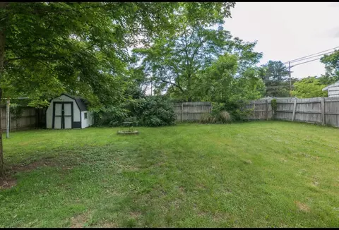 Exterior - 208 Meadow, Augusta, MI 49012 photo 6 of 10