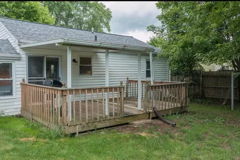 Exterior - 208 Meadow, Augusta, MI 49012 photo 2 of 10