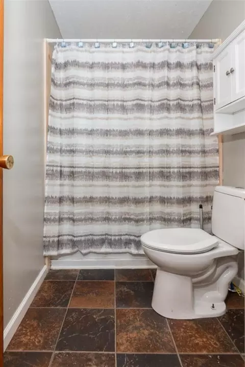 Bath - 208 Meadow, Augusta, MI 49012 photo 2 of 2