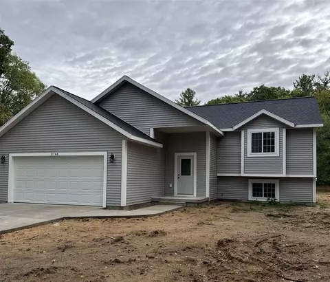 3746 Brickyard, Holton, MI 49425