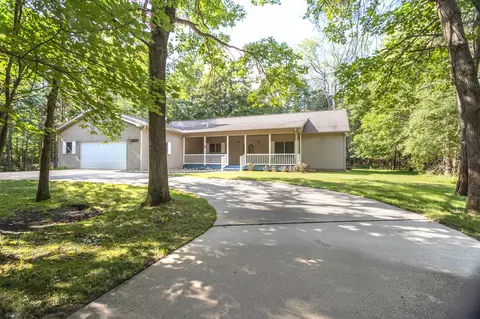 10086 Hawthorne, Canadian Lakes, MI 49346