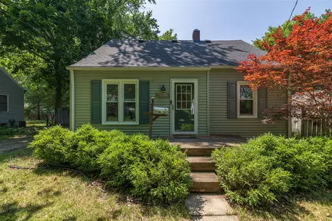 2903 Lorraine, Kalamazoo, MI 49008