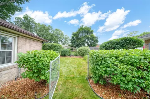 Exterior - 1773 Shoemaker, Jackson, MI 49203 photo 8 of 23