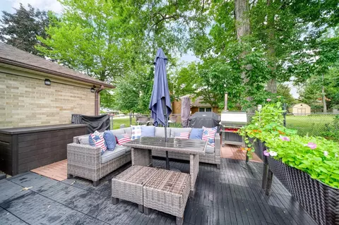 Exterior - 1773 Shoemaker, Jackson, MI 49203 photo 10 of 23