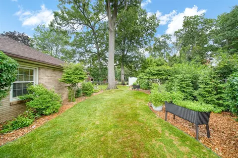 Exterior - 1773 Shoemaker, Jackson, MI 49203 photo 22 of 23