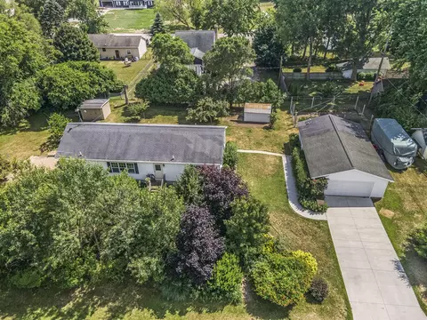 107 S Staffon B, Ludington, MI 49431
