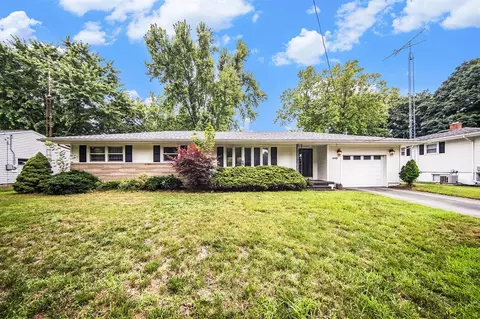 440 Marshall, Brooklyn, MI 49230