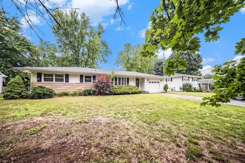 Exterior - 440 Marshall, Brooklyn, MI 49230 photo 2 of 7