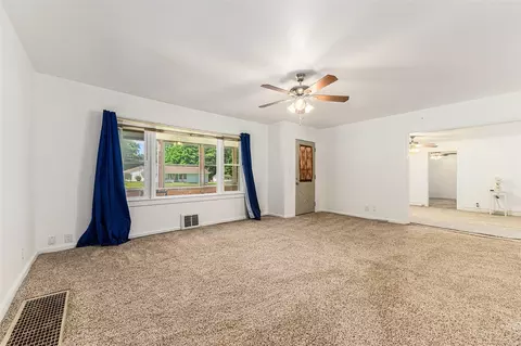Living - 53279 Bent, Marcellus, MI 49067 photo 3 of 4