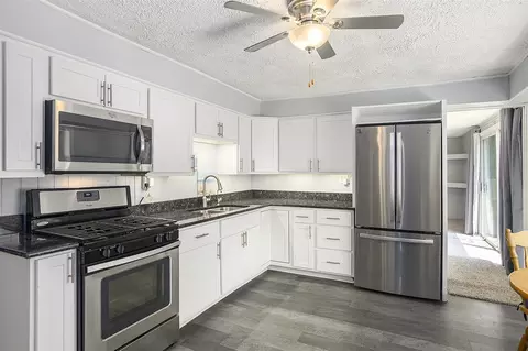 Kitchen - 53279 Bent, Marcellus, MI 49067 photo 1 of 1