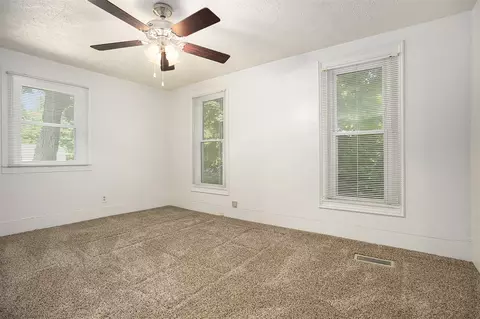 Bedroom - 53279 Bent, Marcellus, MI 49067 photo 1 of 2