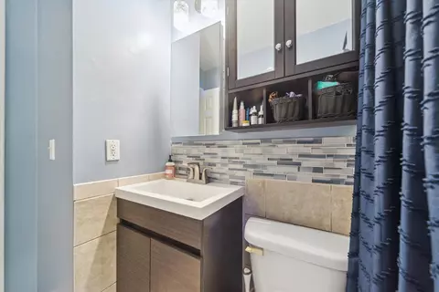 Bath - 317 Circle, Marshall, MI 49068 photo 2 of 2
