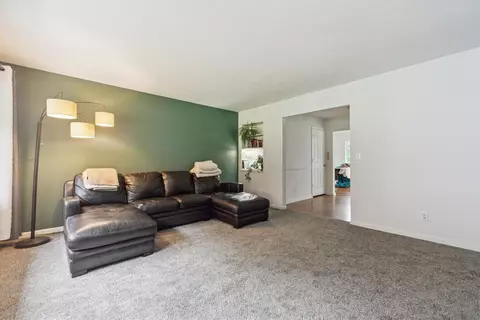 Living - 317 Circle, Marshall, MI 49068 photo 1 of 6