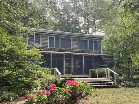 77156 Marwood, South Haven, MI 49090