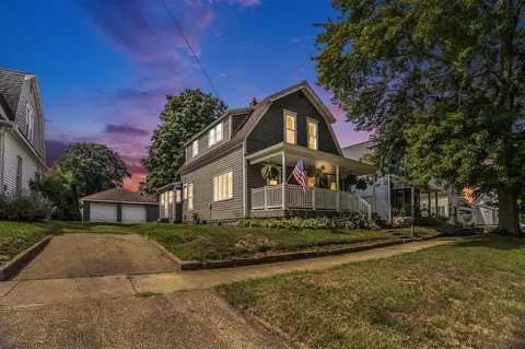 722 Conger, South Haven, MI 49090