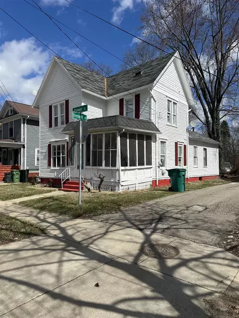 114 Fremont, Battle Creek, MI 49017