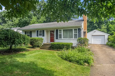 1719 Glendale, Kalamazoo, MI 49004