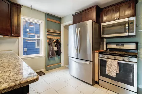 Kitchen - 3547 Pardee Ave, Dearborn, MI 48124 photo 2 of 2