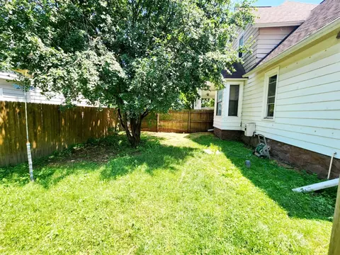 214 S Gorham, Jackson, MI 49203 photo 22