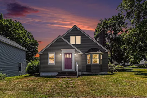 2691 Ray, New Era, MI 49446