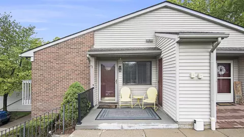 311 Spring Brooke, Brighton, MI 48116