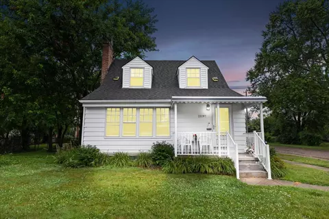 21197 Nummer, Warren, MI 48089