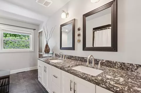1458 Covington, Ann Arbor, MI 48103 photo 21