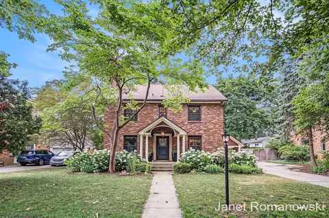 1055 San Lucia, Grand Rapids, MI 49506