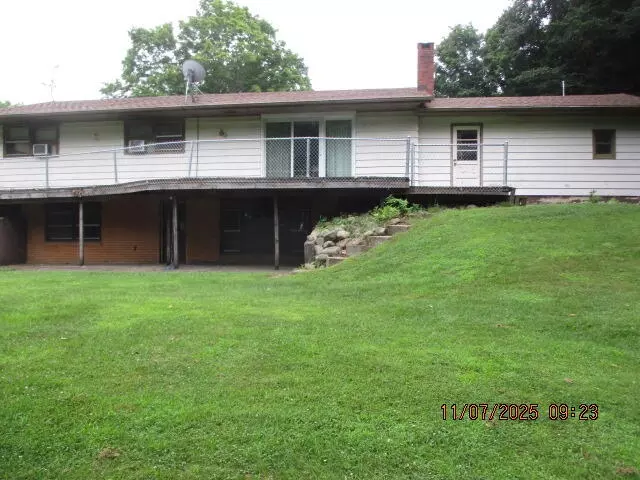 Exterior - 8972 Andrews, Bellevue, MI 49021 photo 2 of 3