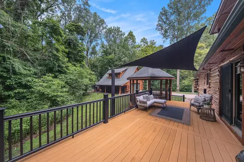 Exterior - 7750 Hivon, Carleton, MI 48117 photo 7 of 12