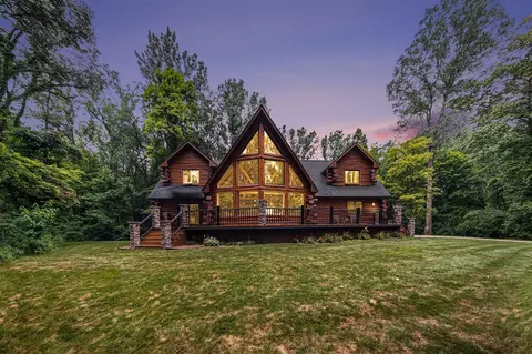 7750 Hivon, Carleton, MI 48117