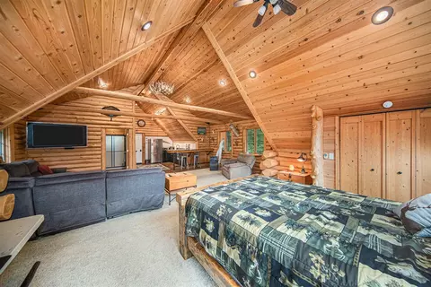 Bedroom - 7750 Hivon, Carleton, MI 48117 photo 10 of 10