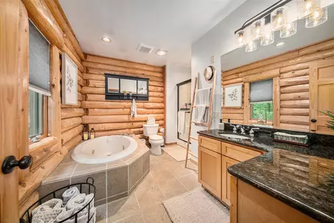Bath - 7750 Hivon, Carleton, MI 48117 photo 2 of 5