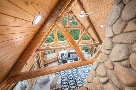 Entry Way - 7750 Hivon, Carleton, MI 48117 photo 5 of 5