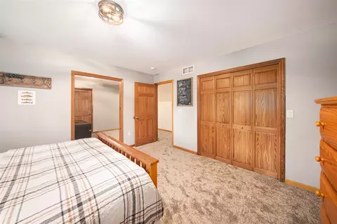 Bedroom - 7750 Hivon, Carleton, MI 48117 photo 8 of 10