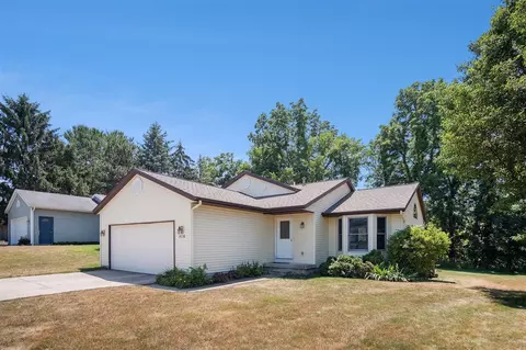 3538 Breezewood, Kentwood, MI 49512