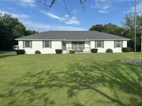 6089 Reynolds, Jackson, MI 49201