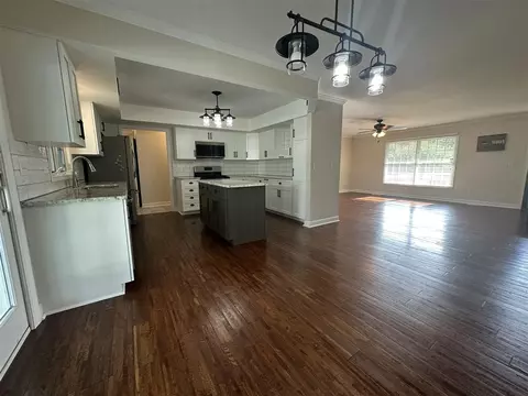 6089 Reynolds, Jackson, MI 49201 photo 2