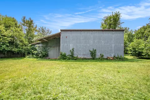 Exterior - 2597 E Glendora, Buchanan, MI 49107 photo 4 of 7