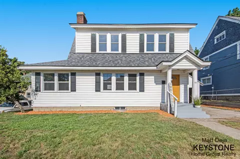 917 Henry, Grand Rapids, MI 49507