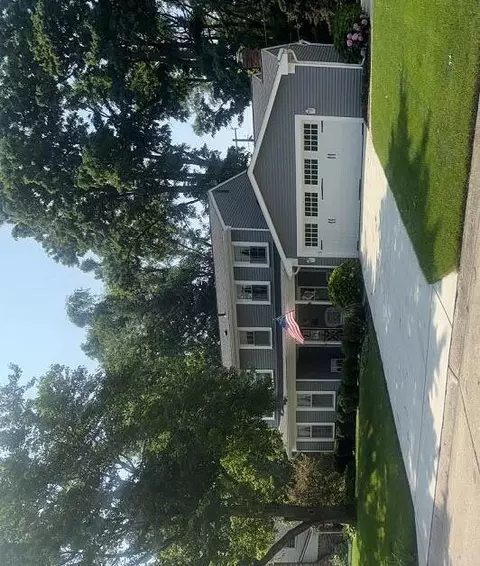 15741 Robinwood, Northville, MI 48168