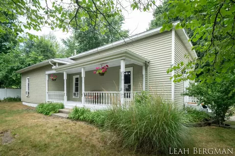 17183 Main, Nunica, MI 49448